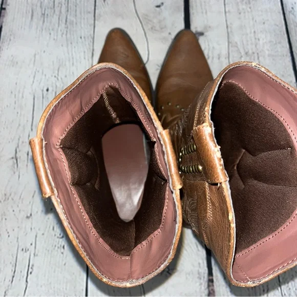 Vintage Women’s Brown Western Embroidered & Studded Cowboy Boots Size 8.5 - Picture 10 of 16